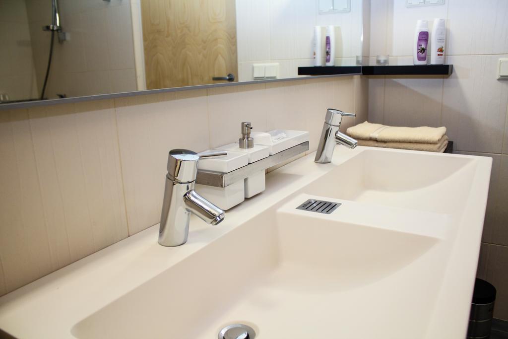 Rotermanni Lux Apartment 塔林 外观 照片